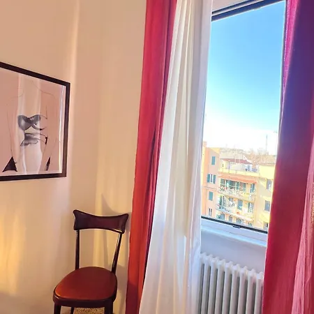 Clarus In * Rome